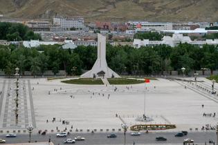 43fvzqa6ewgel4fycvj7e4b42egl 1485791916 tibet peaceful liberation monument  potala square