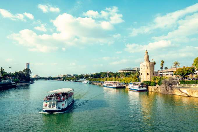 Start your Torre del Oro Cruise journey with amazing views of the city's landscapes