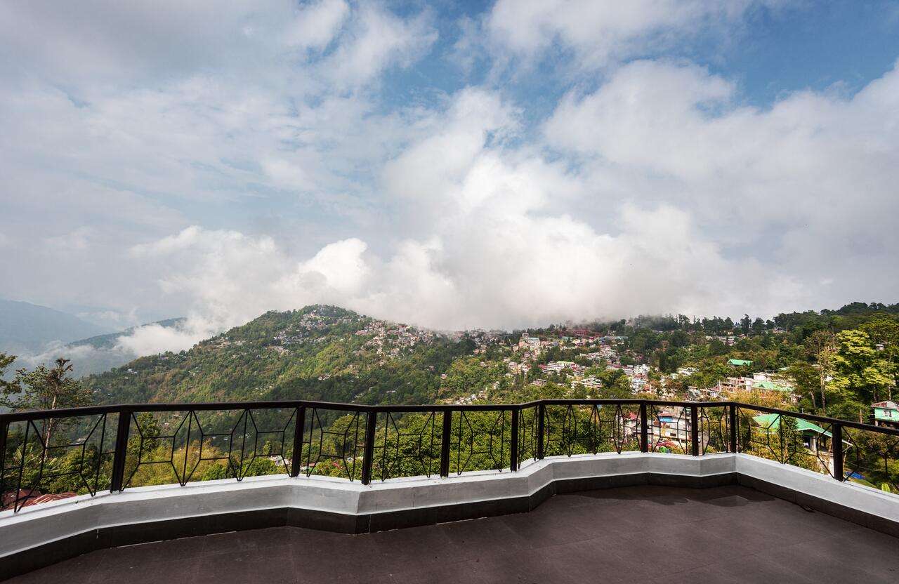 Summit Lillium Hotel & Spa Image