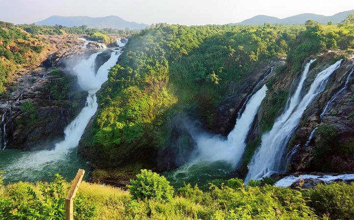 Shivanasamudra Falls