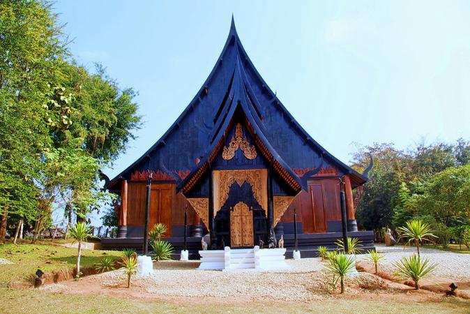 Baan Dam Museum (Black House)