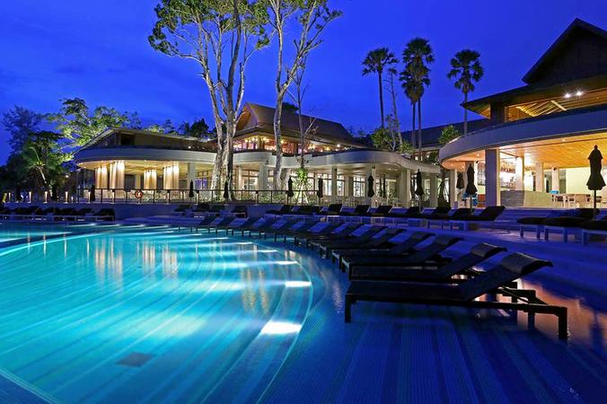 Pullman Phuket Arcadia Naithon Beach