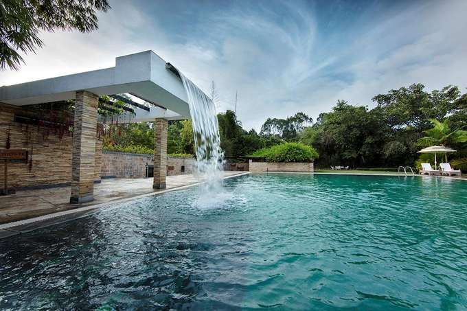 Take a look at the grand swimming pool available at the property