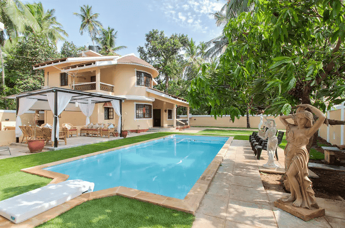 Villa view with pool & garden