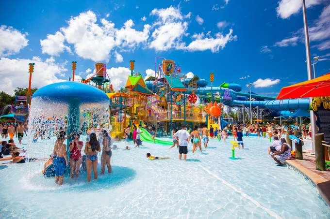 Choose a multi-park ticket and visit Aquatica, a splashy watery park full of super-sized slides, and speedy splashdowns