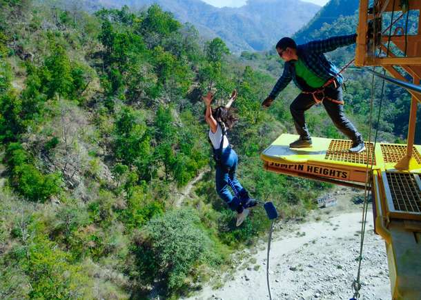 Go for bungee jumping in Rishikesh