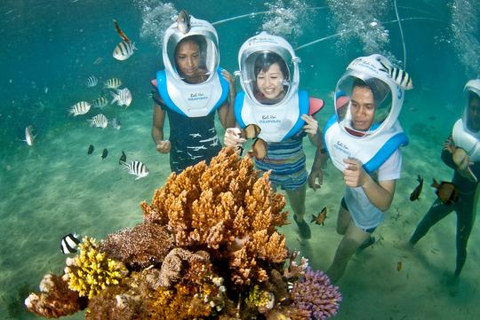 Catamaran Cruise To Lembongan Island, Bali Image