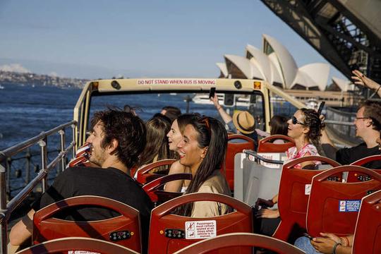 Hop on Hop off in Sydney Image