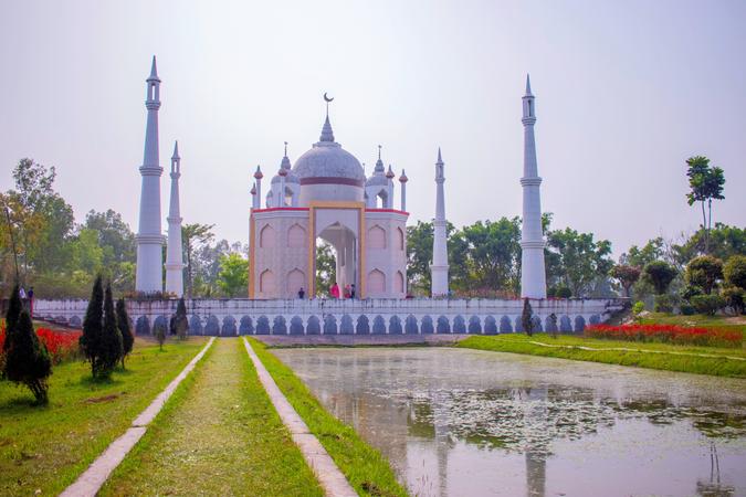 Banglar Taj Mahal