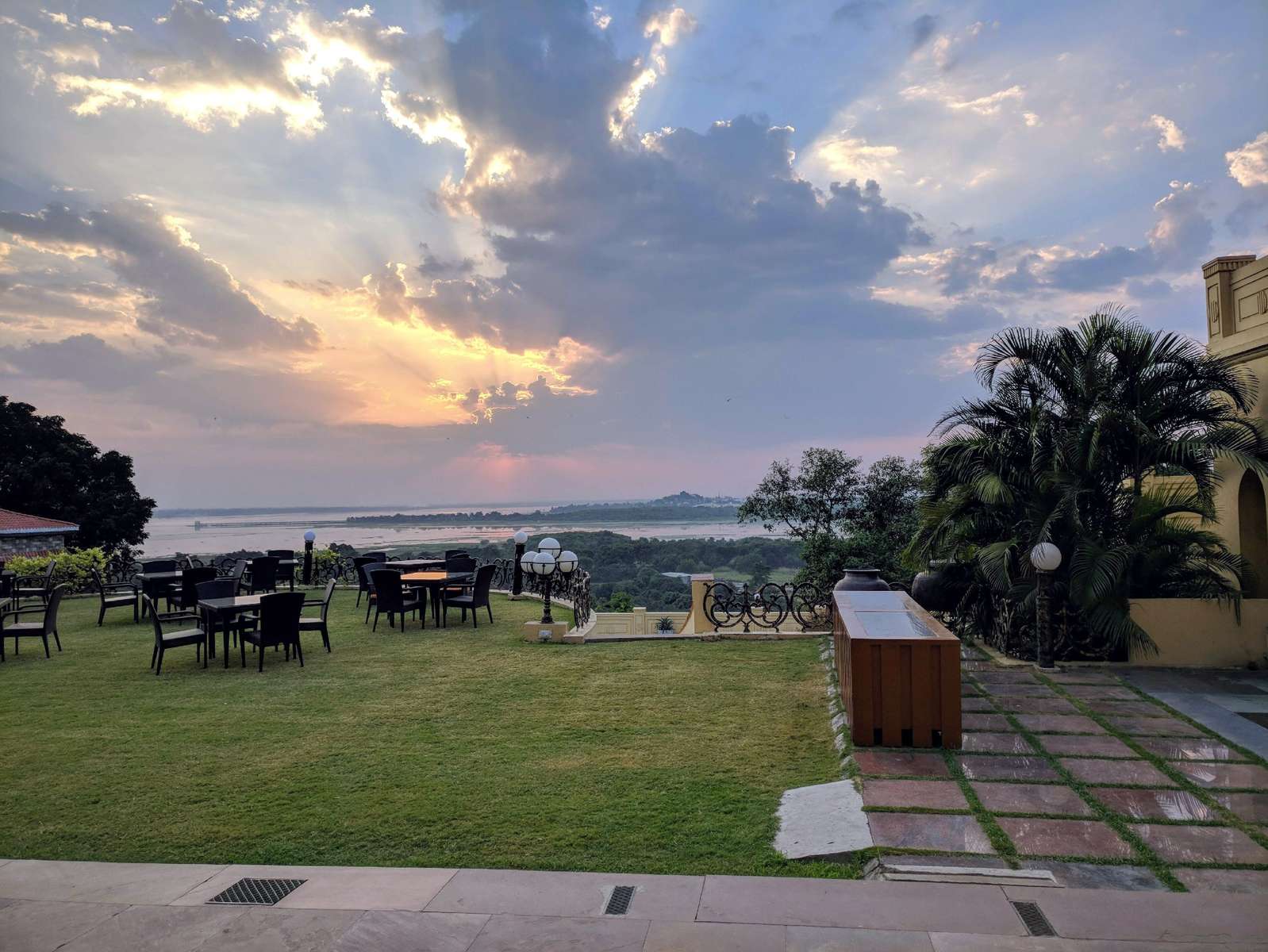 Noor-Us-Sabah Palace, Bhopal Image