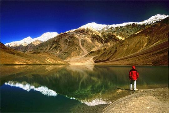 Chandrataal Lake Camping Image