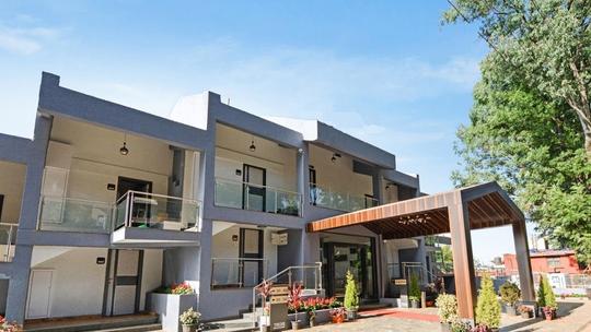 Cloud Mist Resort and Spa Image