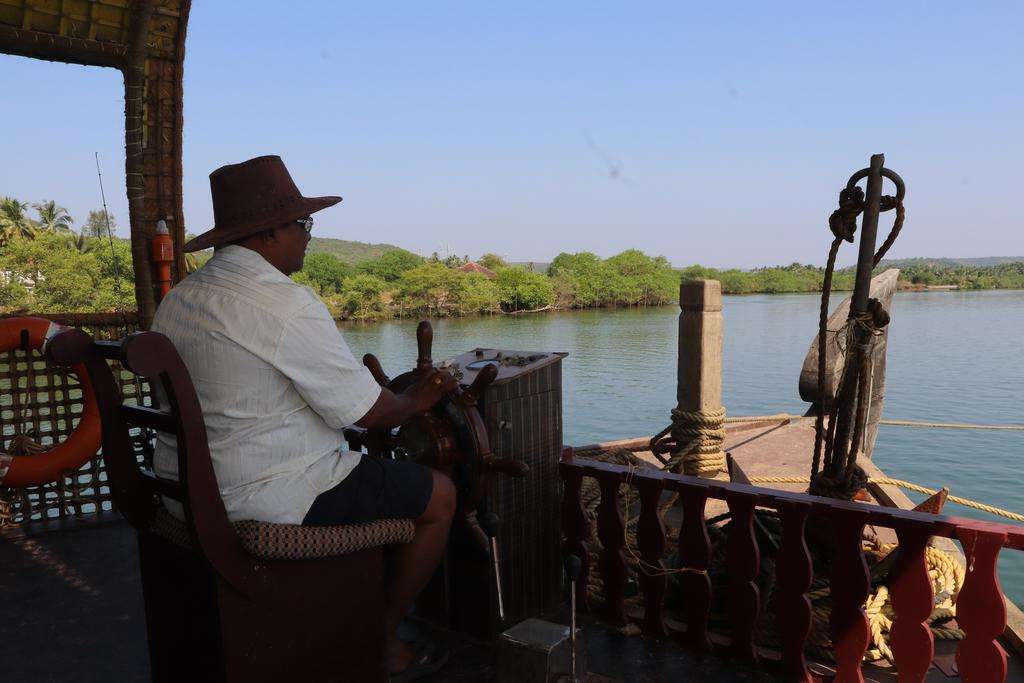 Goa Houseboat Trip Image
