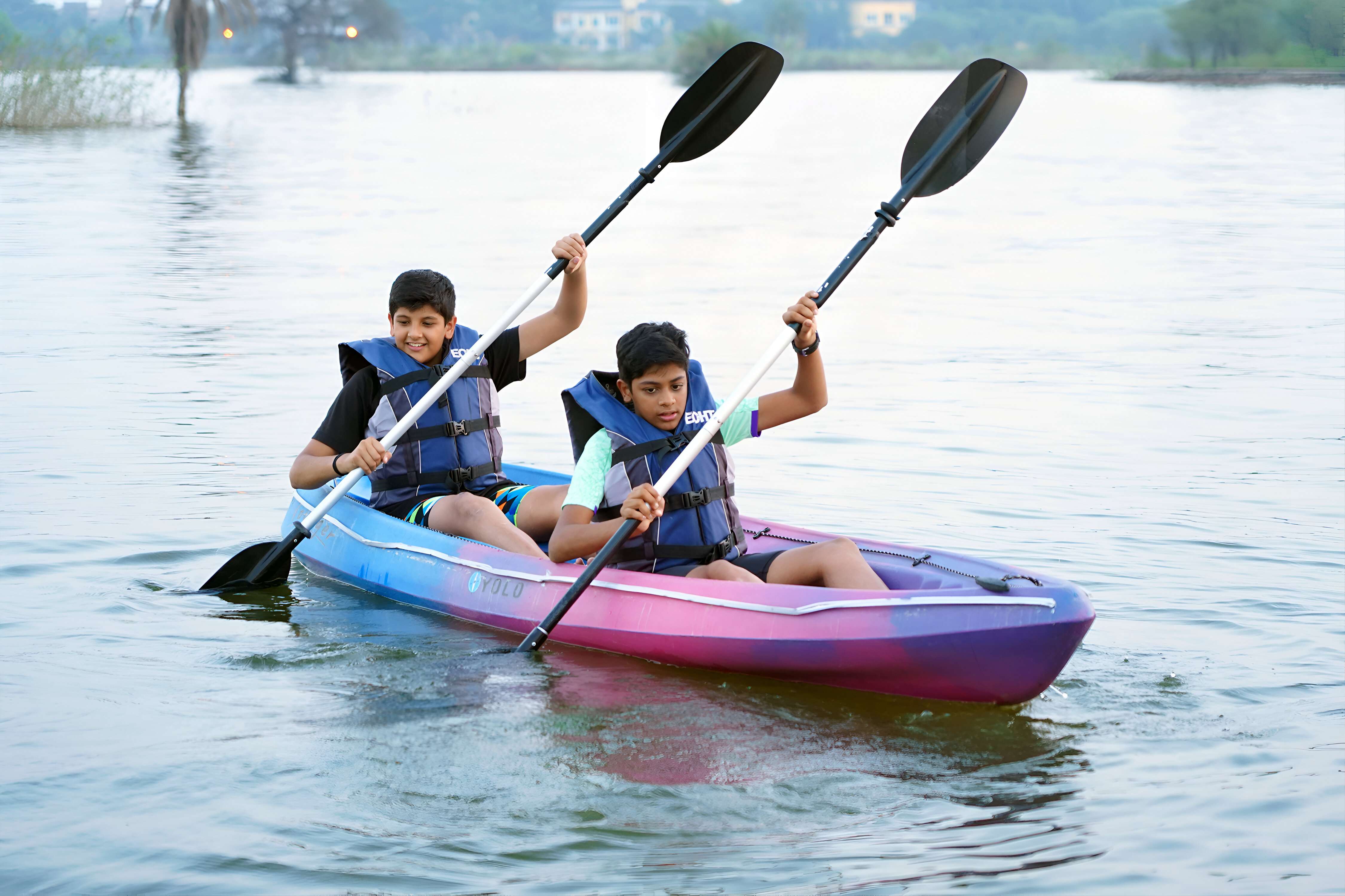 Paddle through the waters with a guide & gear in Barnala