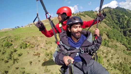 Paragliding In Dharamshala Image