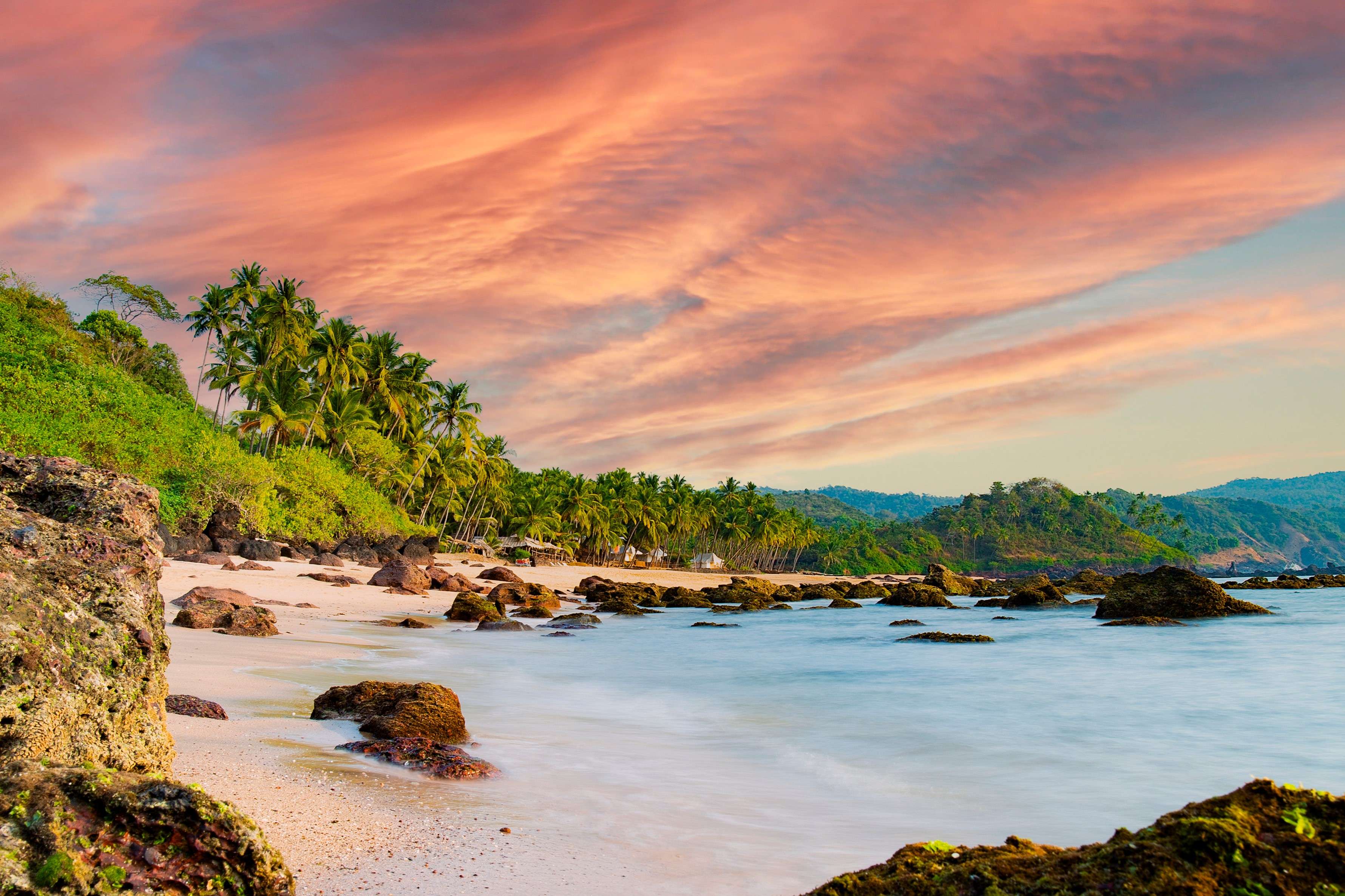 Soak in breathtaking views of Varkala Beach from its iconic cliffs