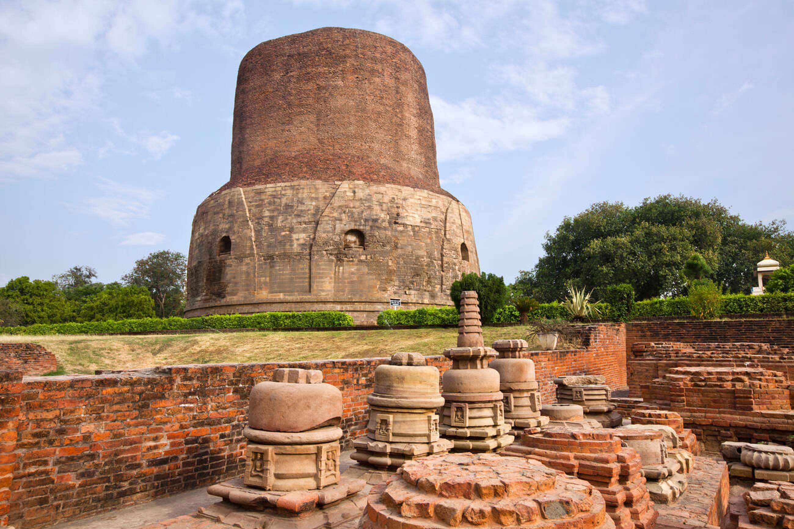 Enjoy the Varanasi Sarnath Tour