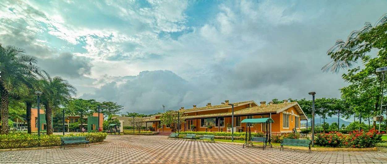 The Grand Gardens Resort  Image