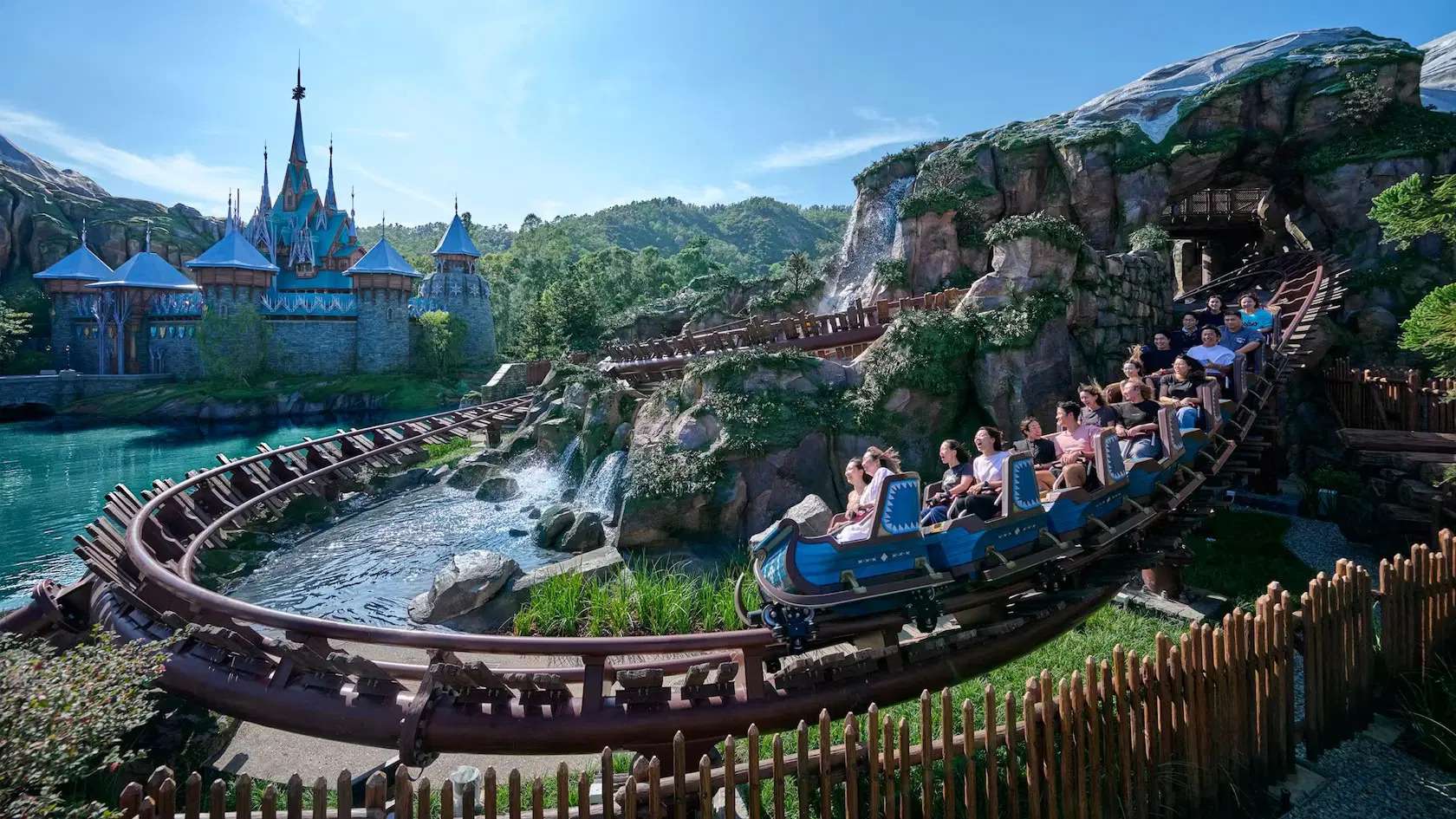 Hong Kong Disneyland, Hong Kong