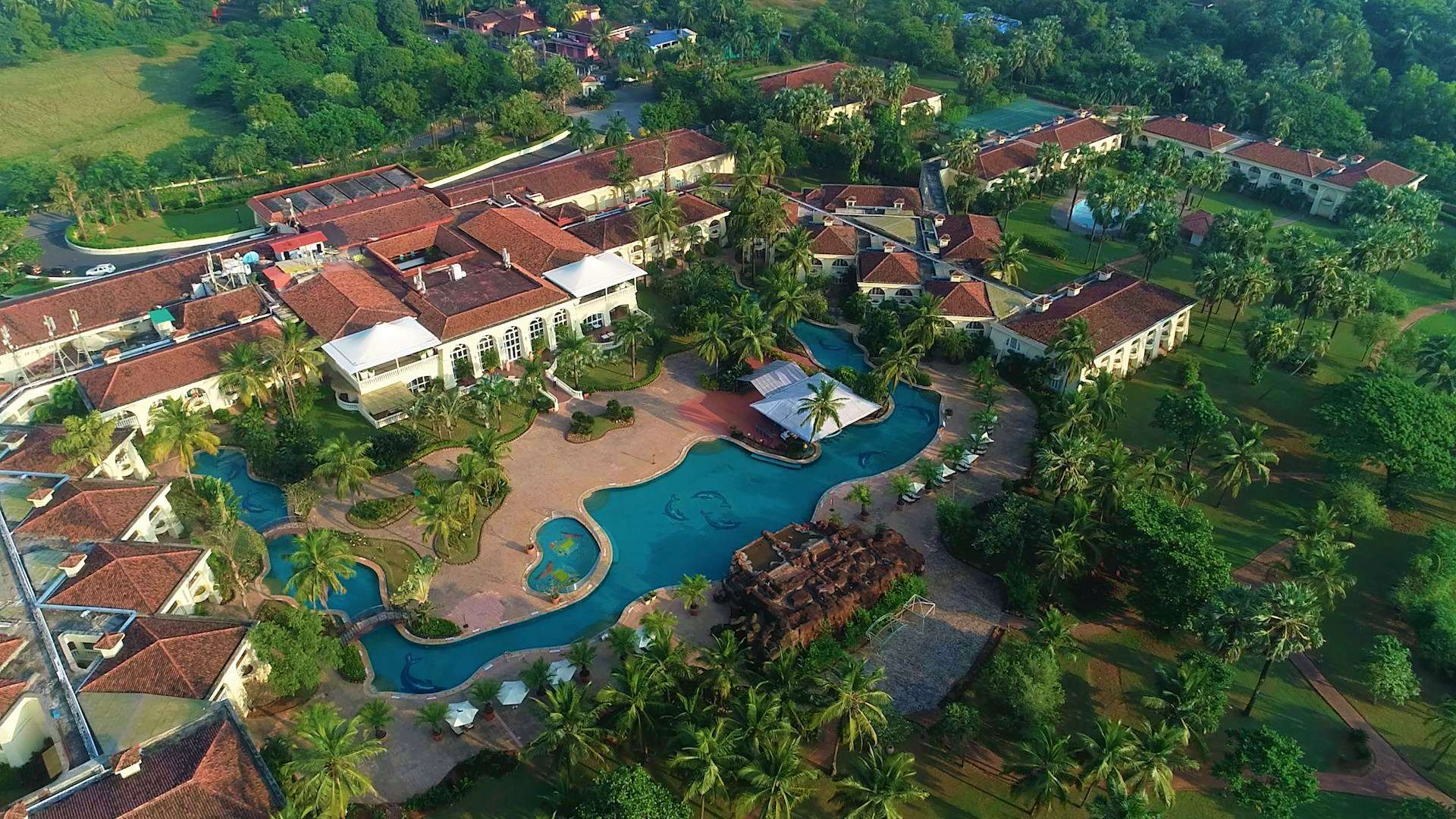 The Zuri White Sands Resort & Casino Goa Image