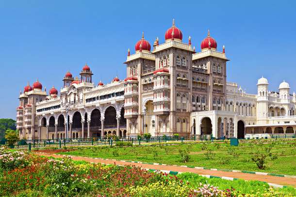 Admire the stunning architecture of the Mysore Palace
