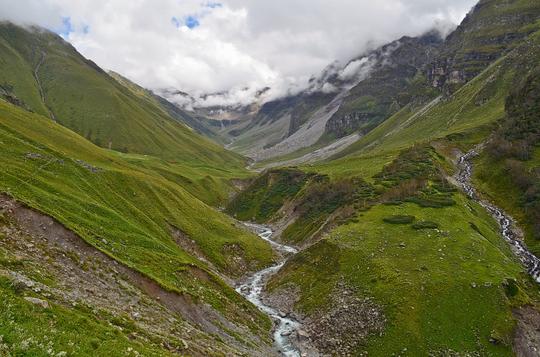 Bara Bhangal Trek Image