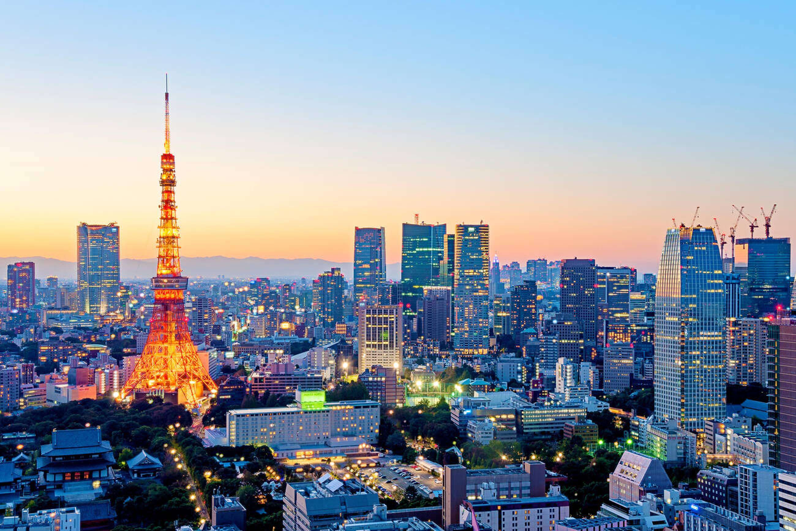 Amazing skyline of Tokyo