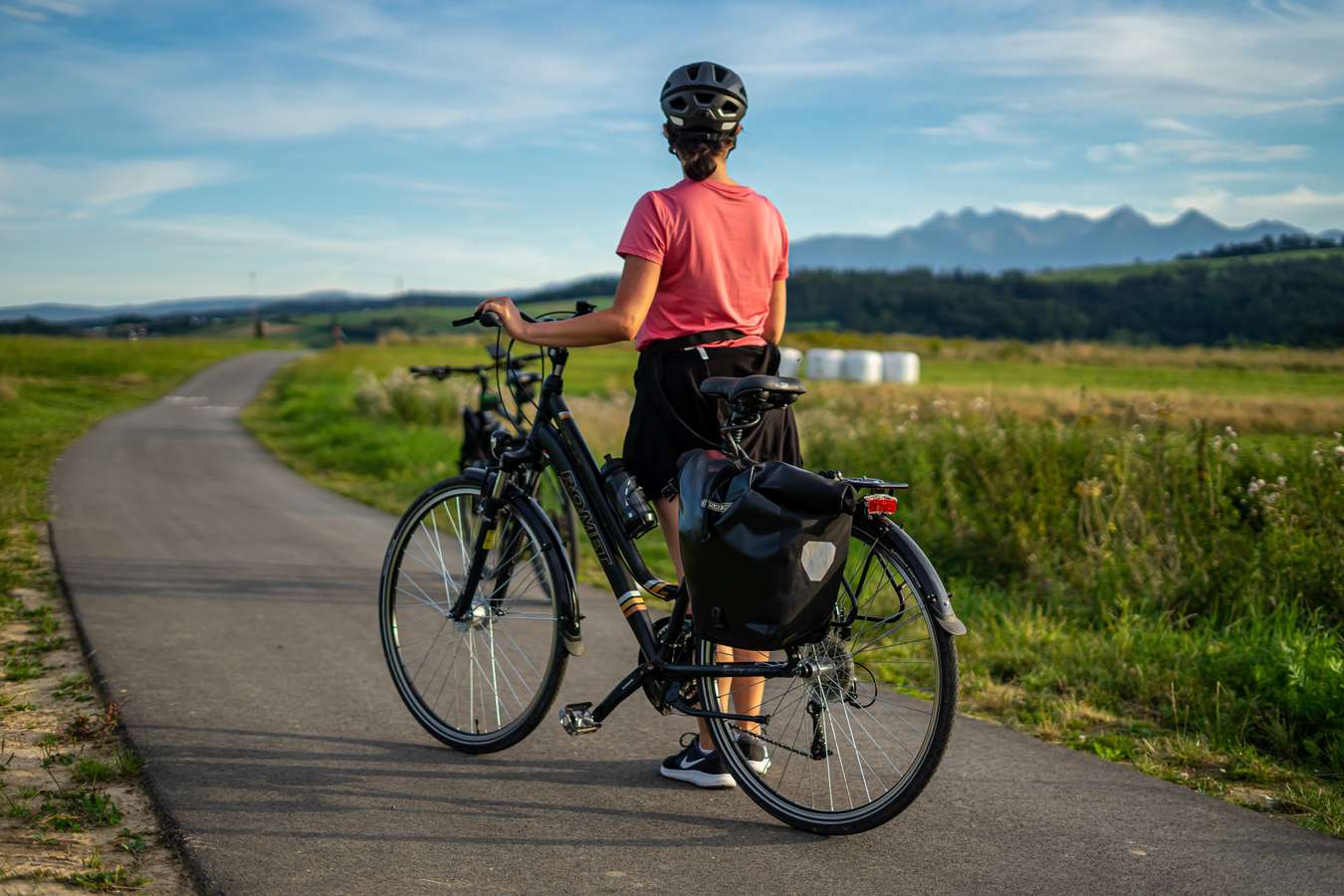Hop on the cycle and peddle your way across the reservoir