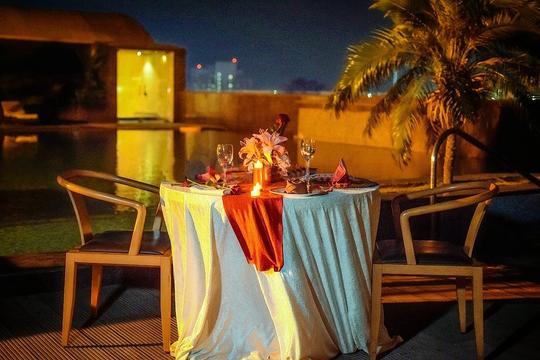 Candle Light Dinner In Delhi Image