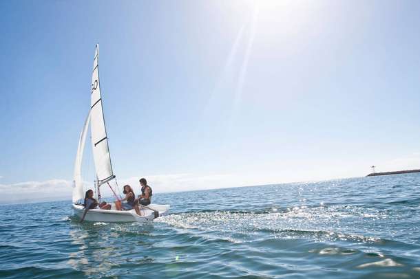 Go for 2 hours sailing in Mumbai and have a unique sailing experience 