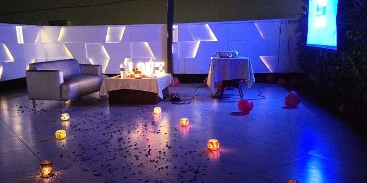 Romantic Dining & Movie Screening in Mumbai Image