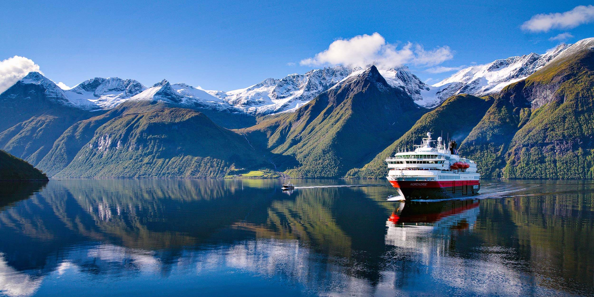 Hurtigruten Cruise