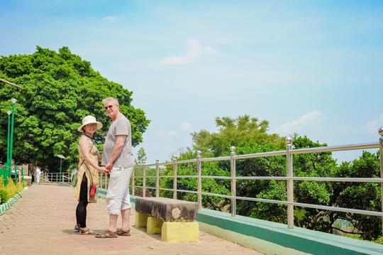Candid Photoshoot in Coorg Image