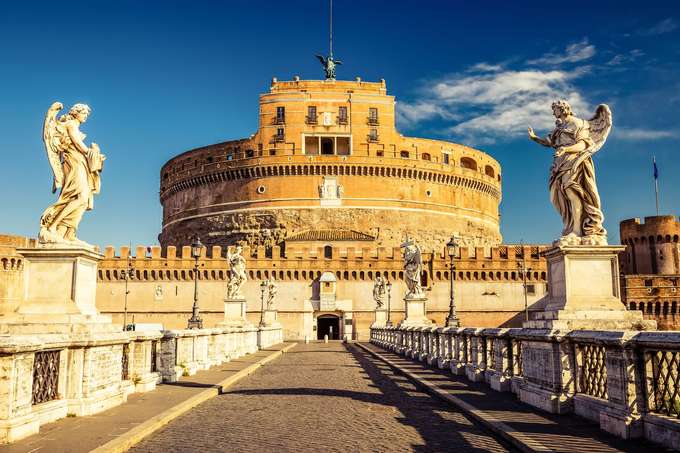 Visit the gorgeous Castel Sant’Angelo