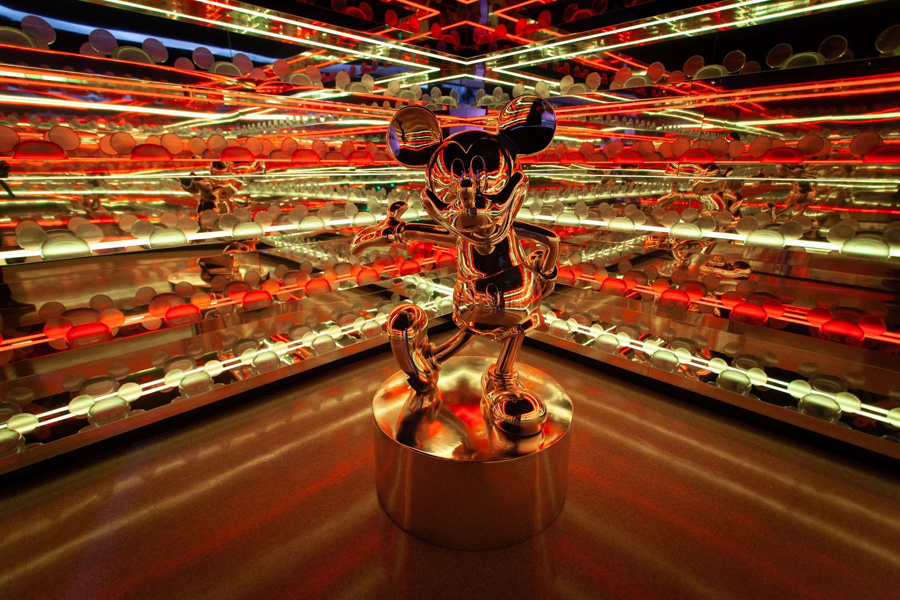 Pop Up Disney Singapore Image