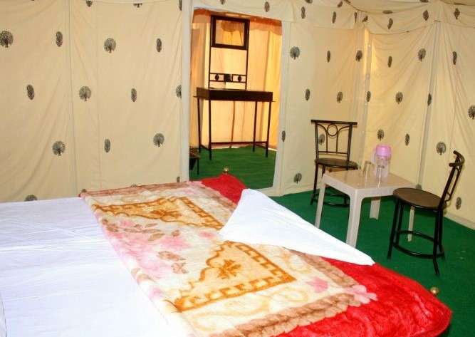 Oasis Camp Sam Image