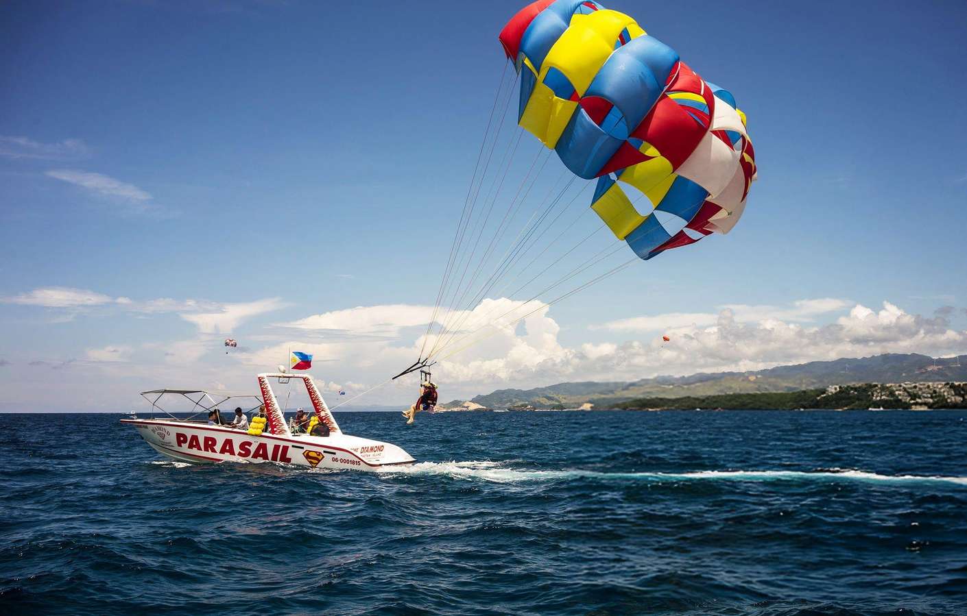 7vjeq1cg51cnejsk4dj705wfb9ro parasailing%20goa 2
