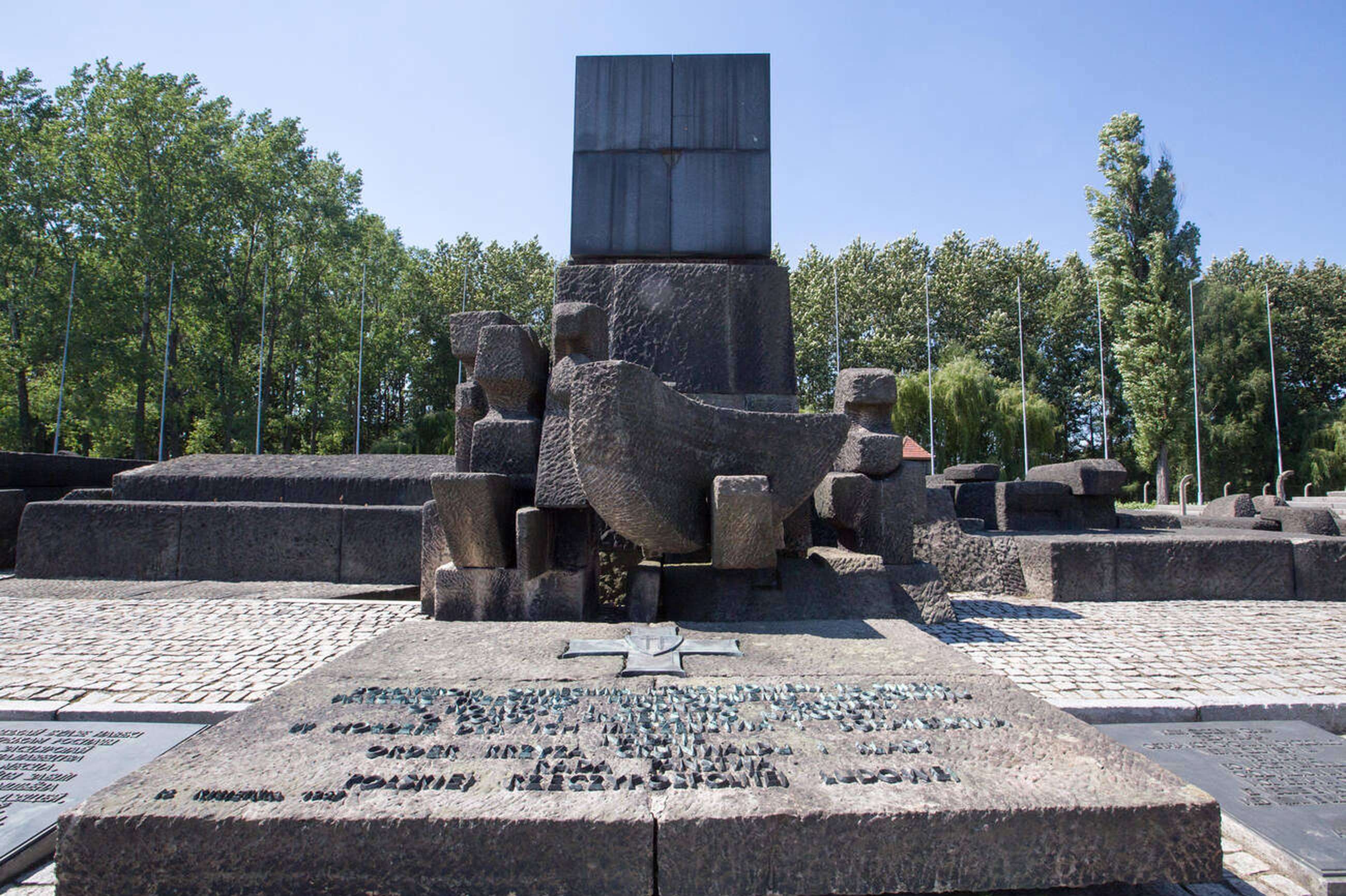 Monument in Auschwitz Birkenau