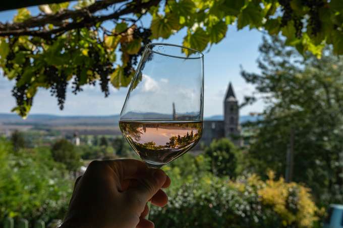 Enjoy this trip to Etyek wine region from Budapest