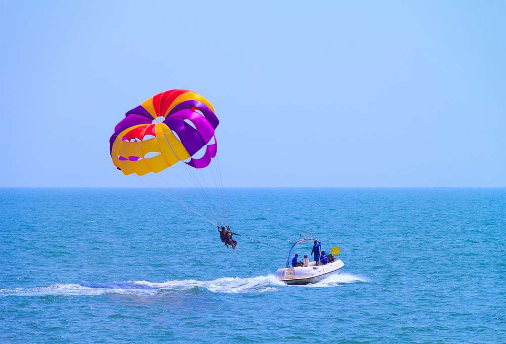 Conquer the waves with a combo of safe and thrilling watersports activities