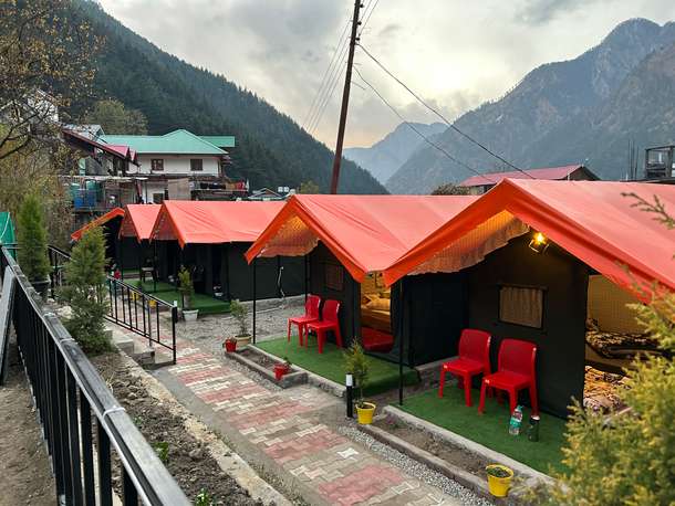 Mountain View Camping in Kasol