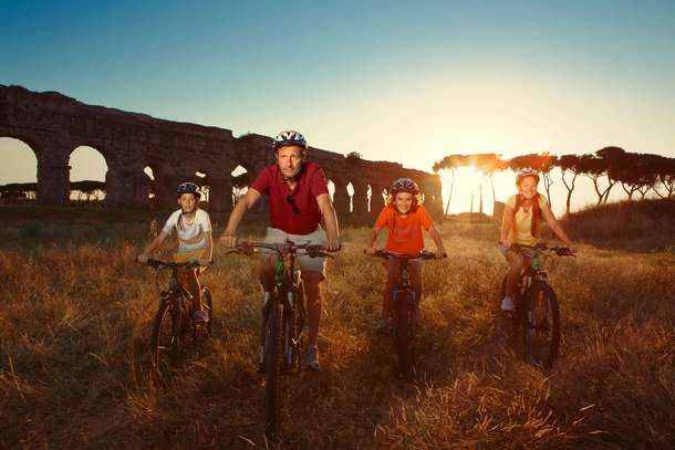 Embark on this 3 hour guided bike tour of Rome