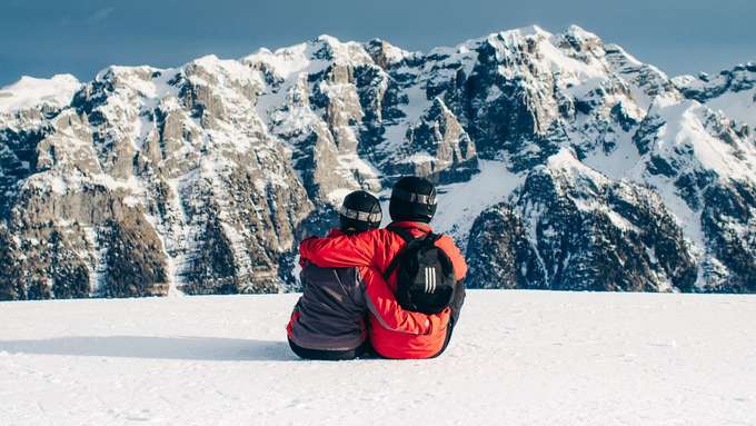 Spend moments together in snowy valleys of Kashmir