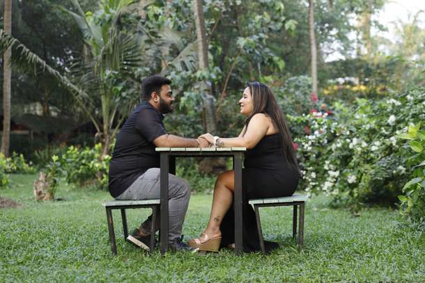 Enjoy couple photoshoot in Coorg