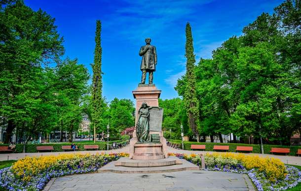 8z4ieeqpizeaf0gt46evbg3vlist esplandi 1