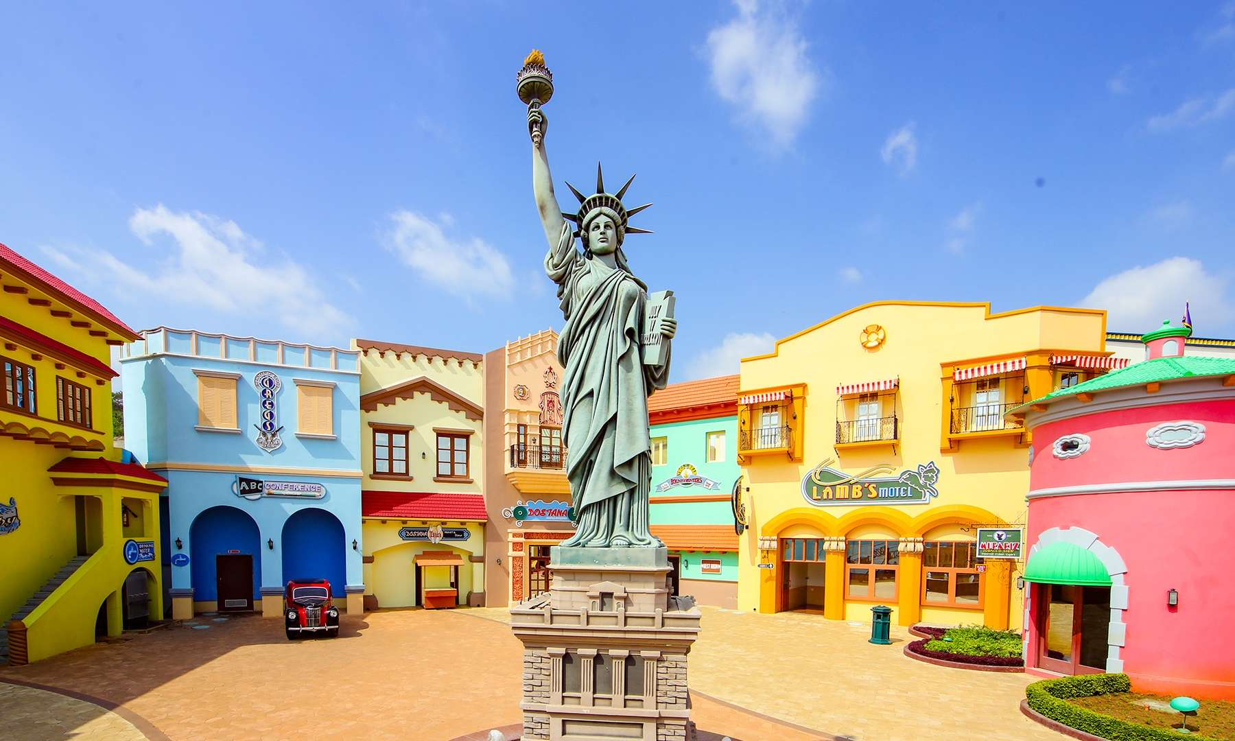 Ramoji Film City Tickets Image