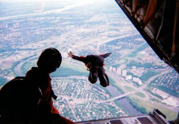Skydiving In Mumbai Image