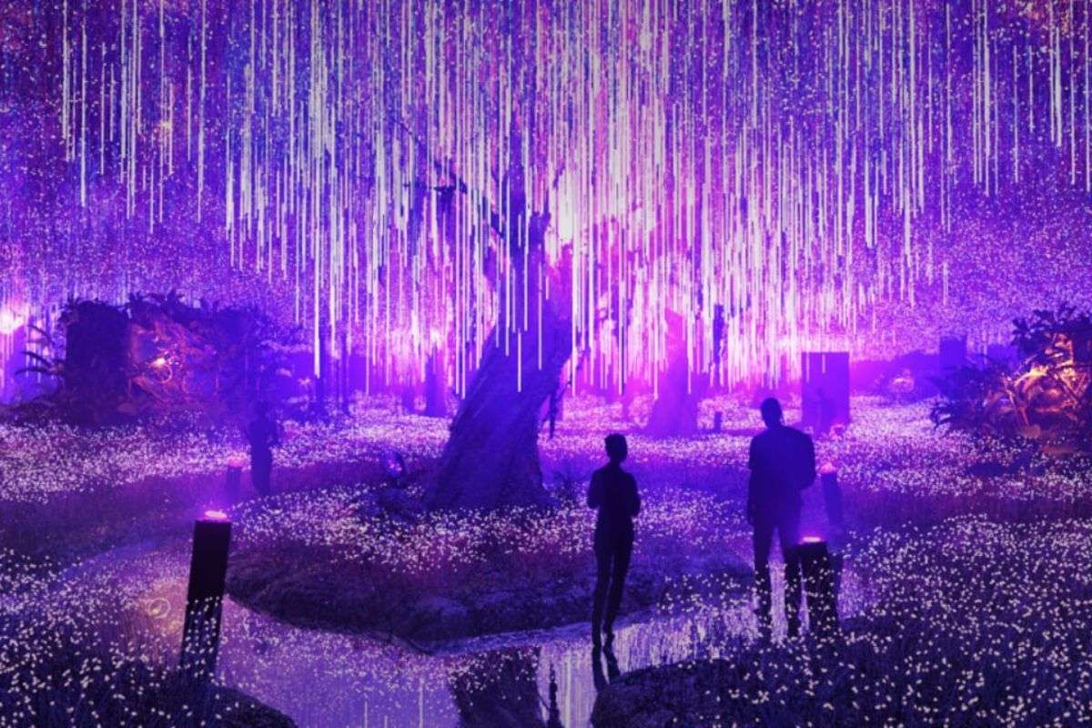 Enter an attraction that showcases you different aspects of future technologies at AYA Universe