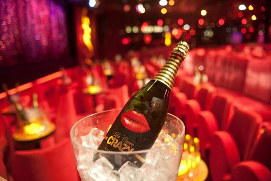 Crazy Horse Show Paris Image