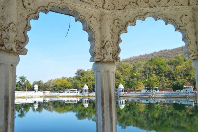 Experience Udaipur Sightseeing in 3d2n Exclusive Package